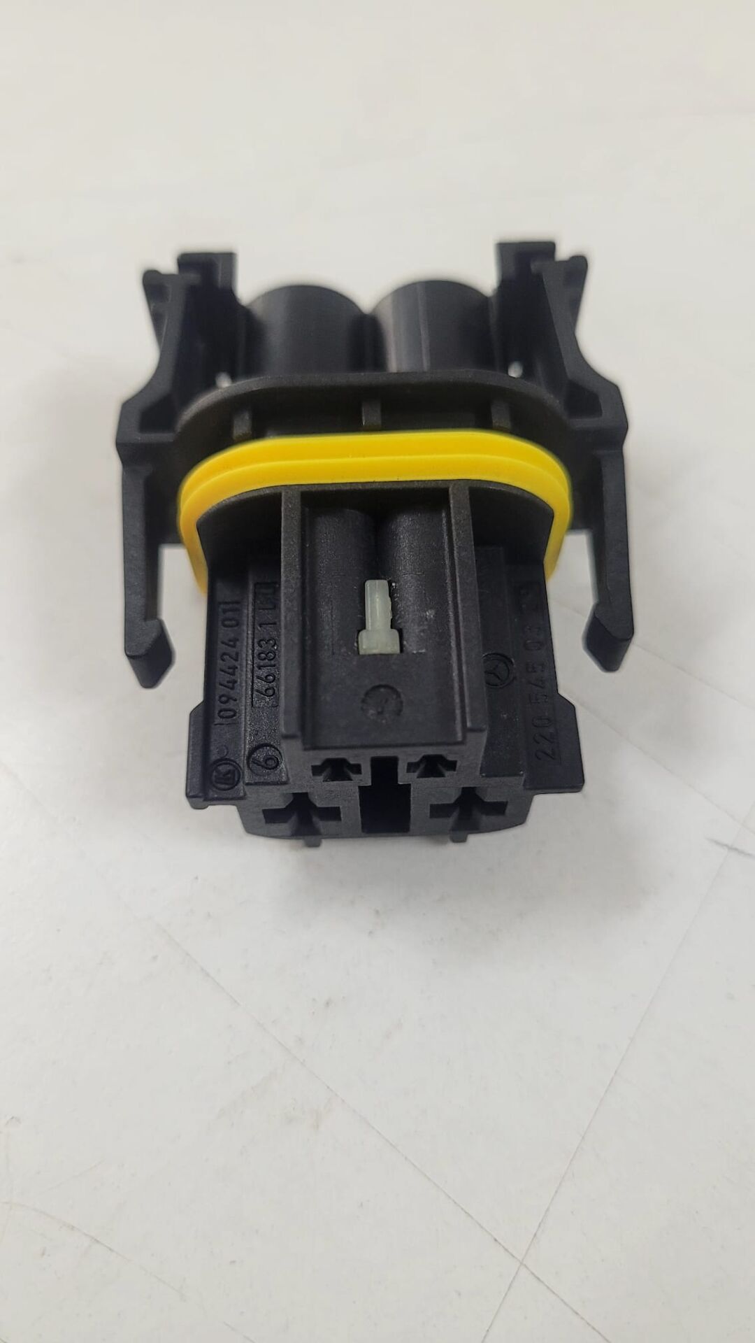 Mercedes 4 Pinli Fan Motor Soketi (A2205450329)