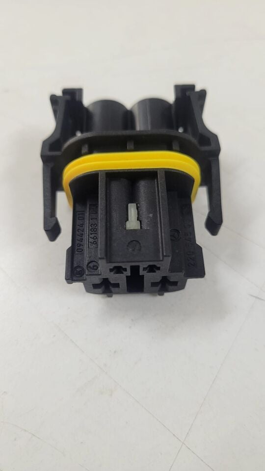 Mercedes 4 Pinli Fan Motor Soketi (A2205450329)
